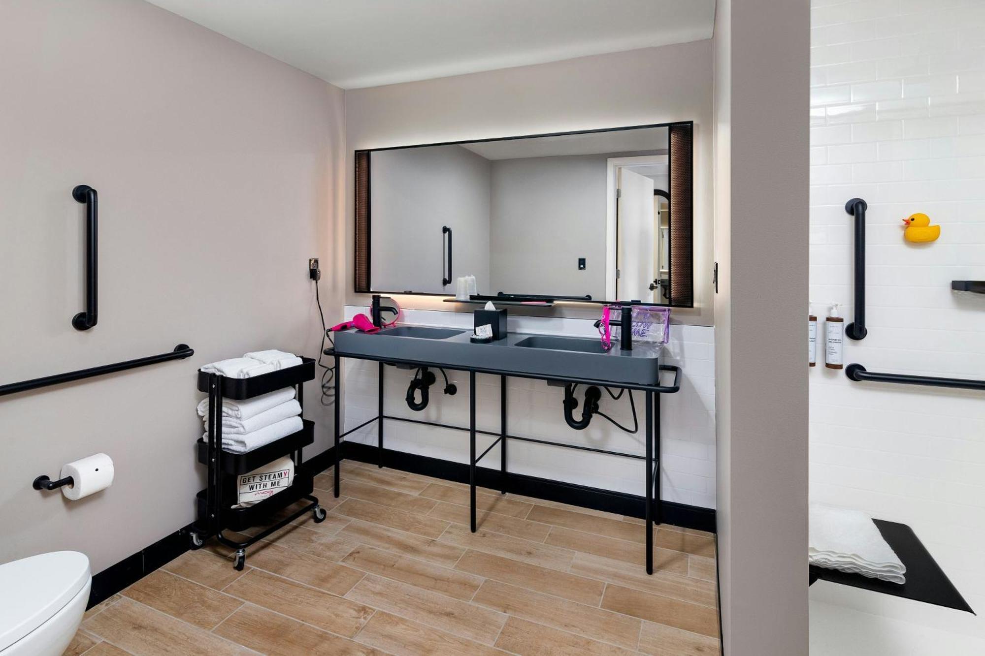 Moxy Miami Wynwood Hotel Екстериор снимка