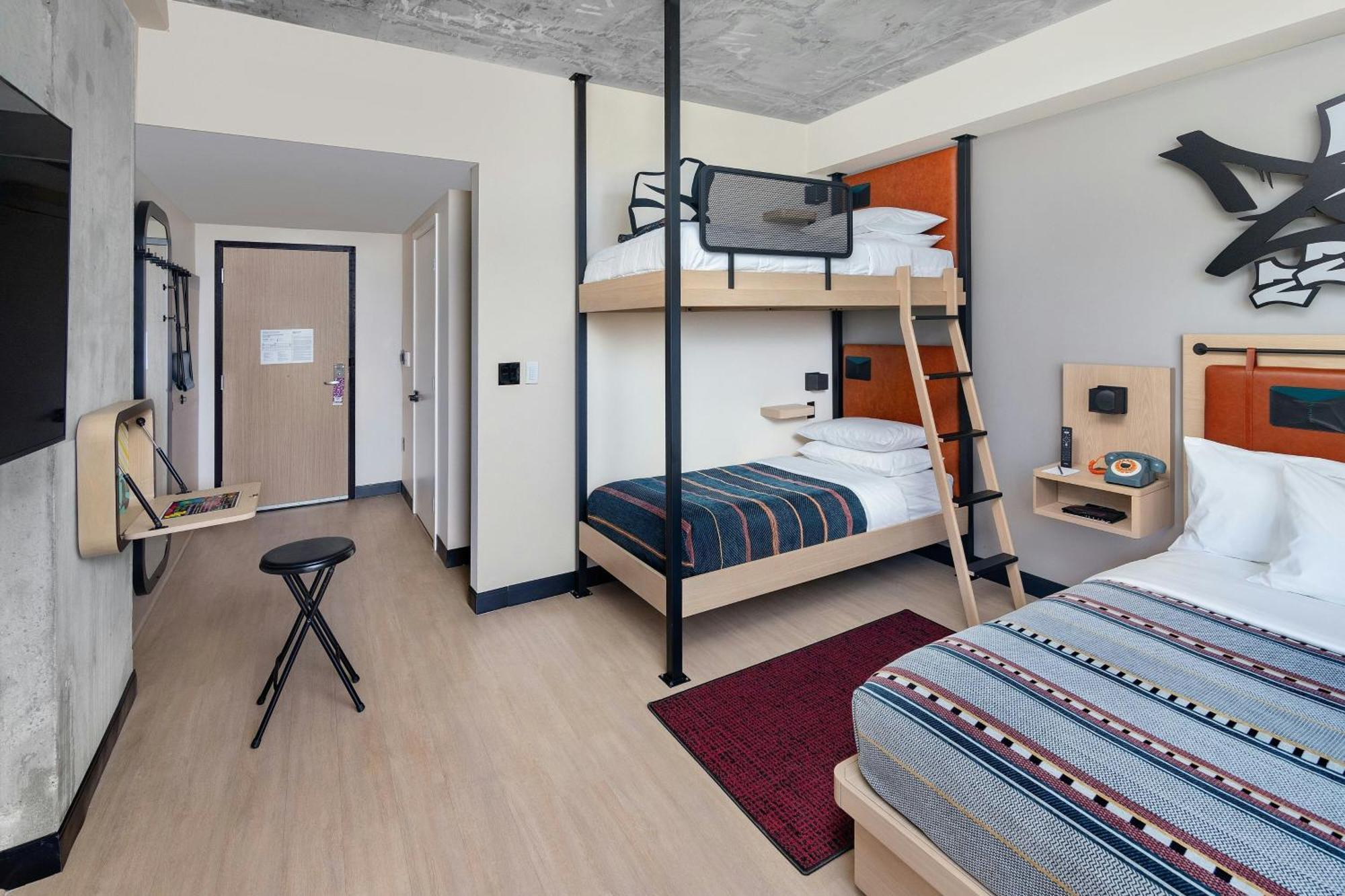 Moxy Miami Wynwood Hotel Екстериор снимка
